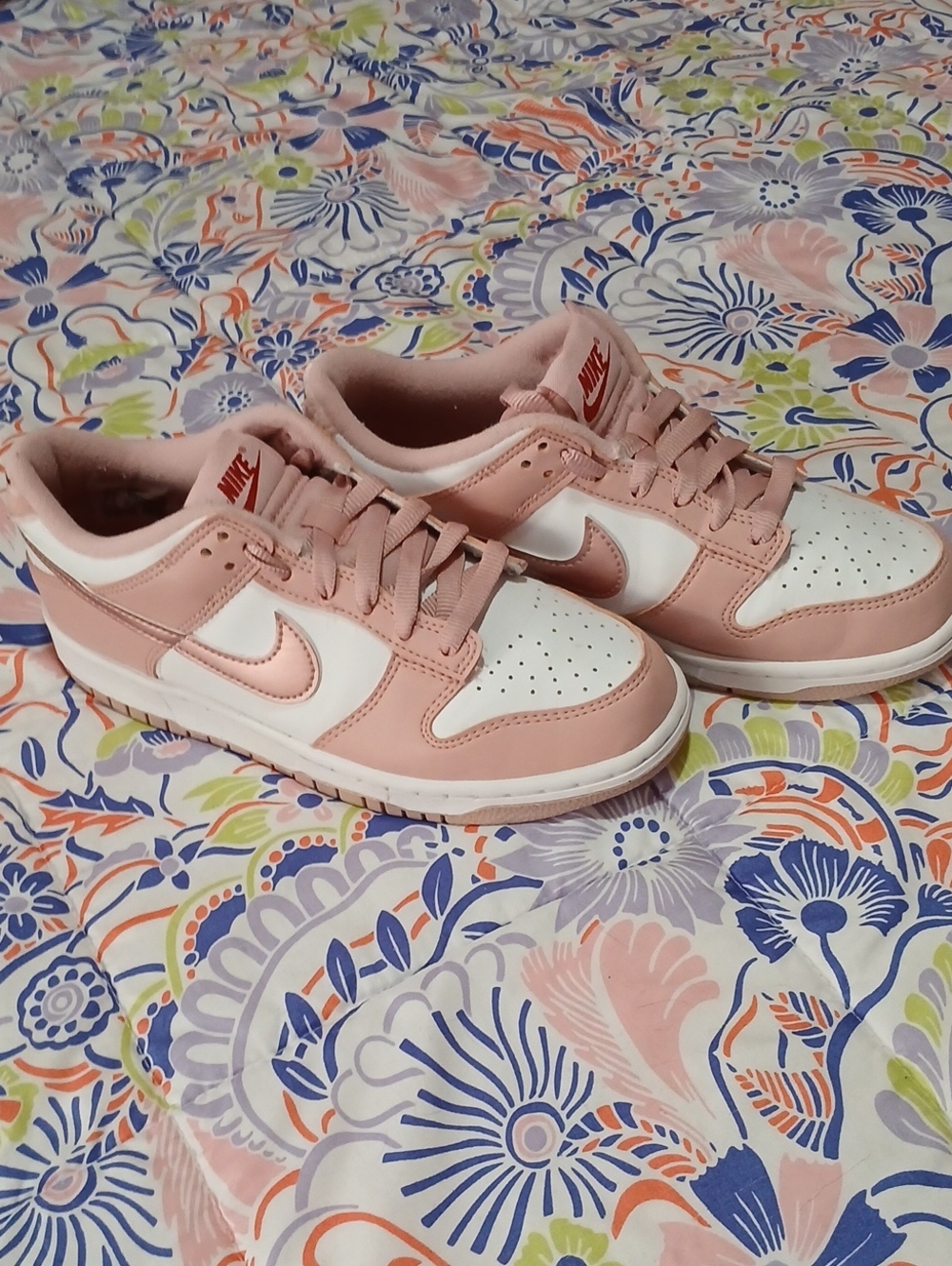 Nike Dunk Low "Pink Velvet"